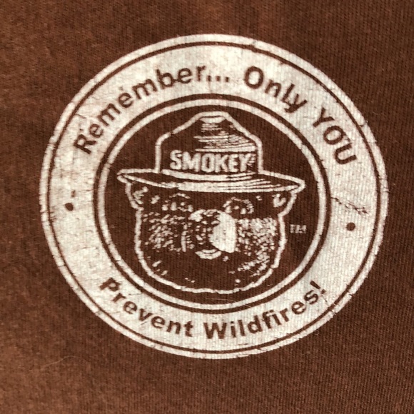 $5 WITH BUNDLE • Smokey The Bear Prevent Wildfires Short Sleeve T-shirt - Picture 9 of 15